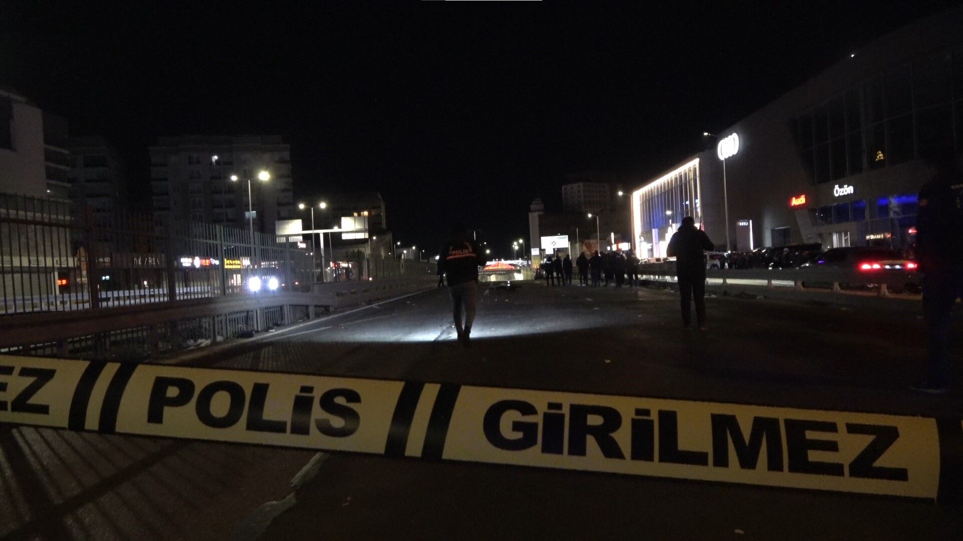Makas Atan Sürücü Çarptı Motokurye Öldü (1)