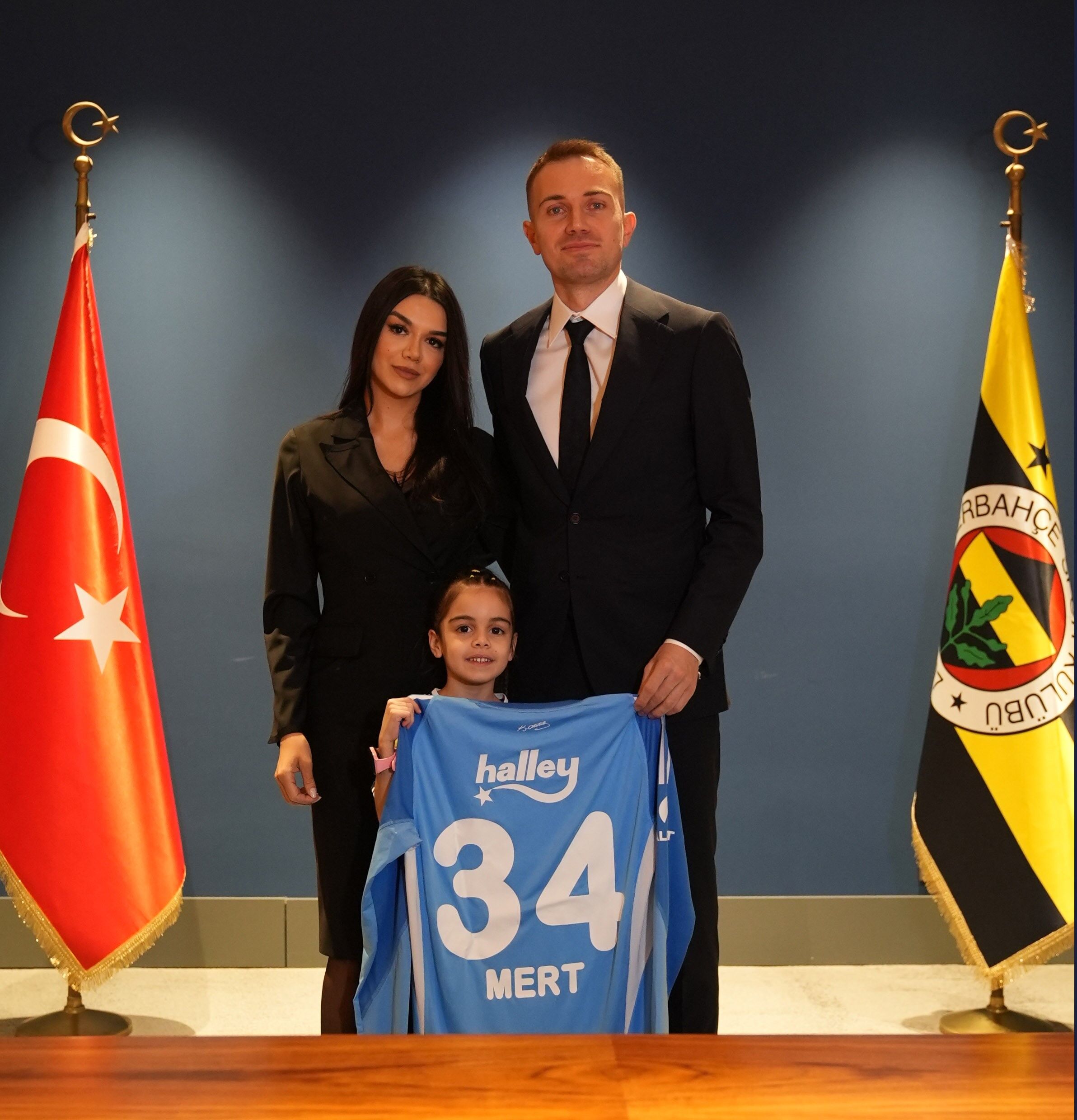 Mert Günok Yeniden Fenerbahçe'de (2)