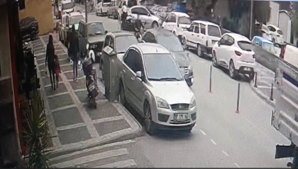 Otomobil Ile Motosiklet Çarpıştı 1 Yaralı (1)