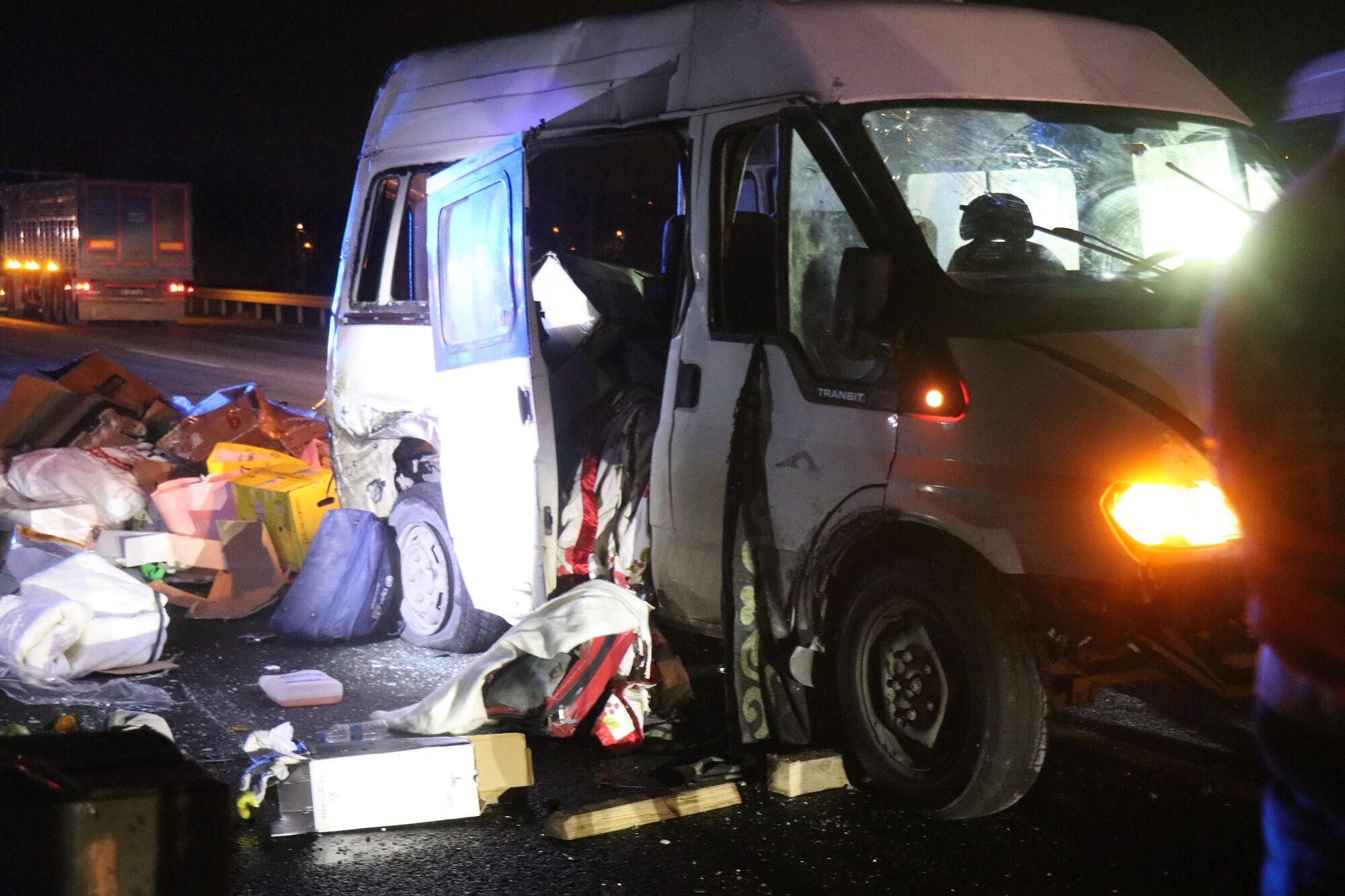 Otoyolda Feci Kaza Alkollü Sürücü Can Aldı (2)