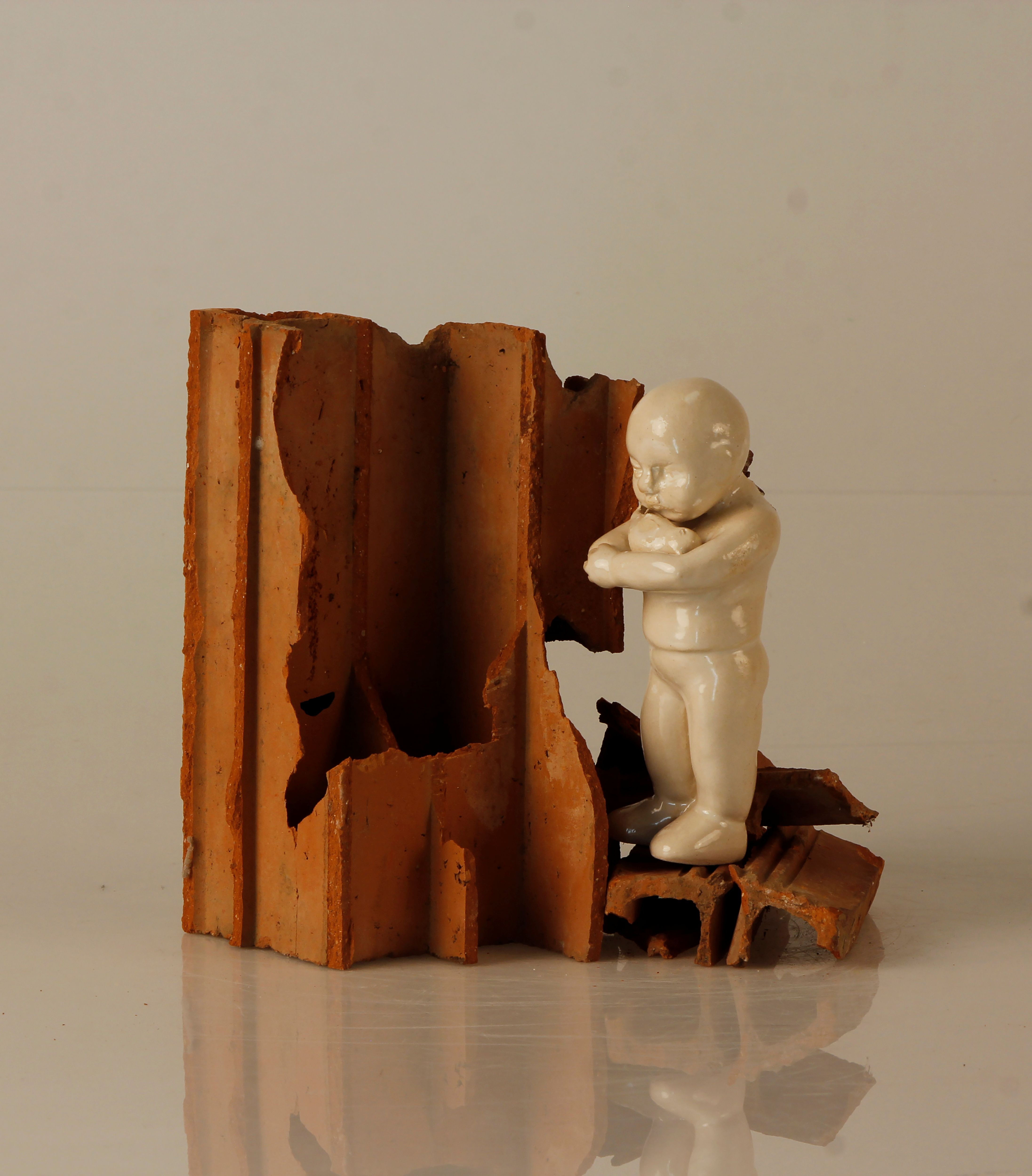 Pinar Polat Sessiz Çığlık 4 Elle Şekillendirme, Seramik, Atık Tuğla 15X15X19Cm 2023