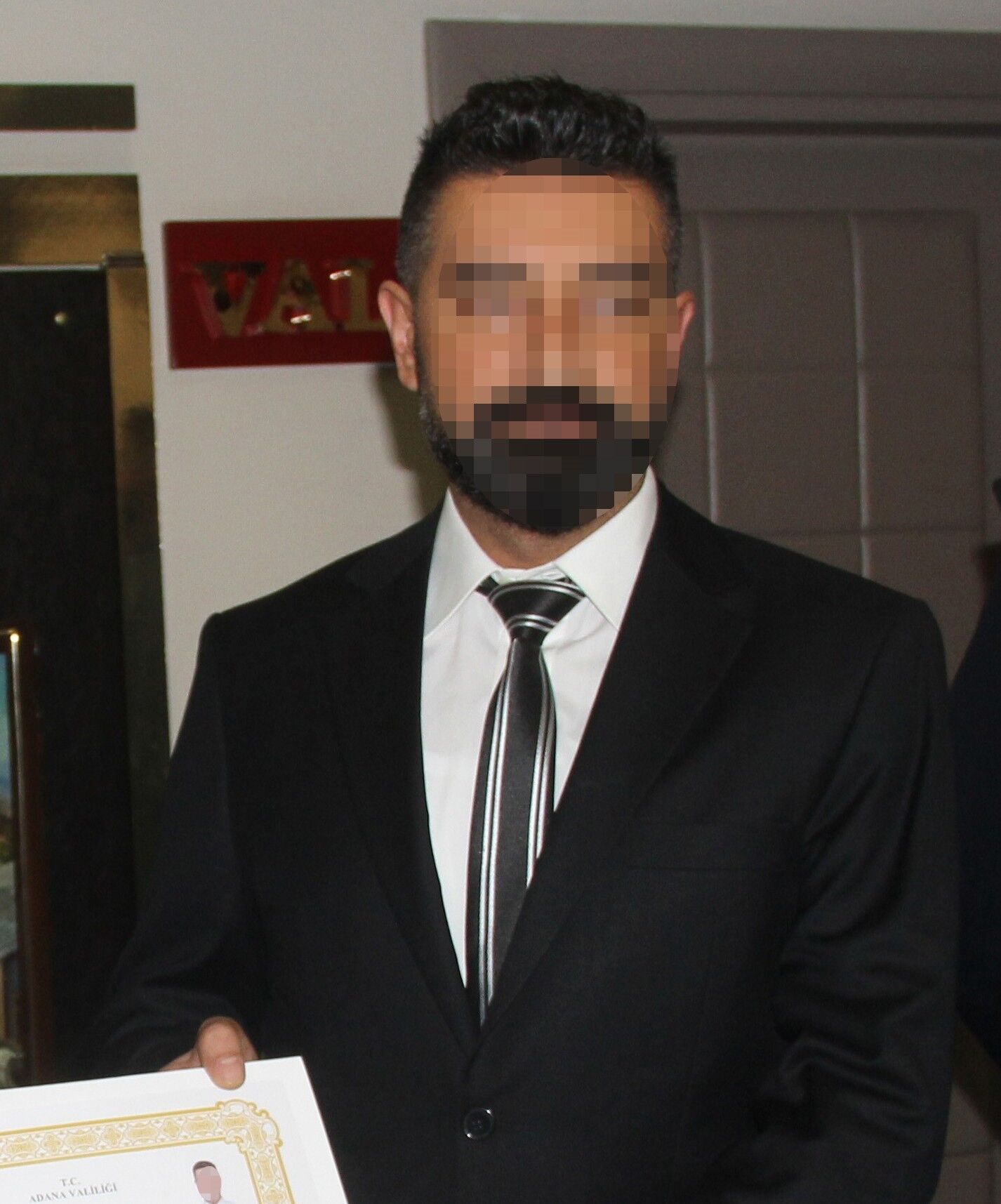 Uyuşturucu Kuryesi Ödüllü Narkotik Polisine 26 Yıl, Savcıya 6 Yıl Hapis (1)-1