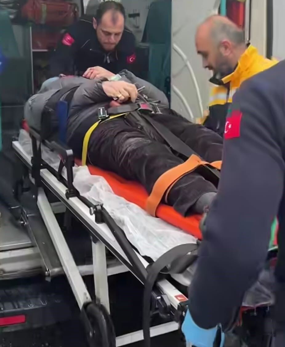 Yaya Geçidinde Motosiklet Çarptı 2 Yaralı (2)