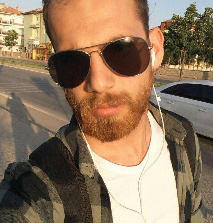 Yunus Emre Ş.