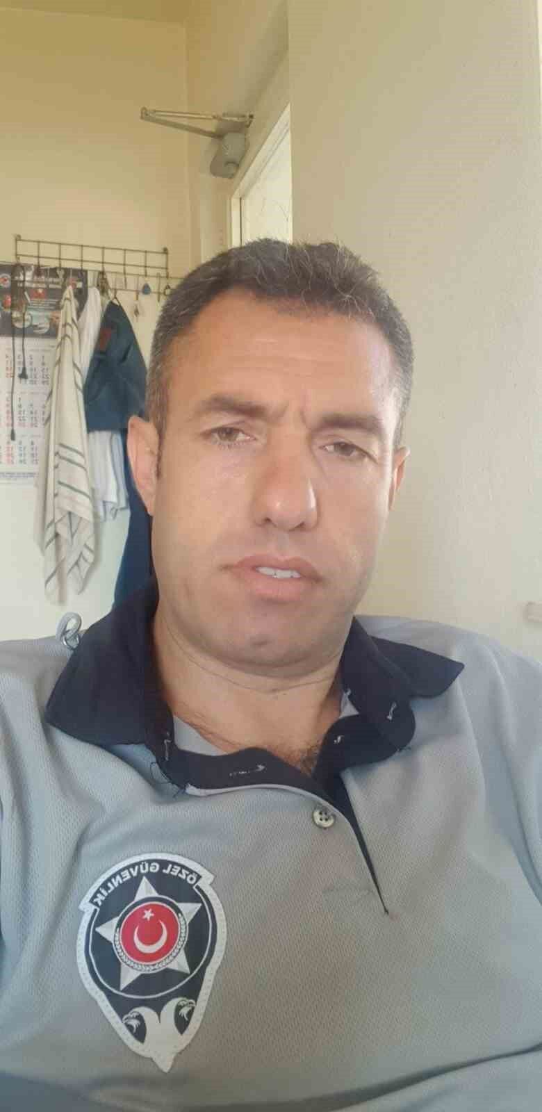 Bosanma Asamasindaki Esini Sokak Ortasinda Oldurdu 2