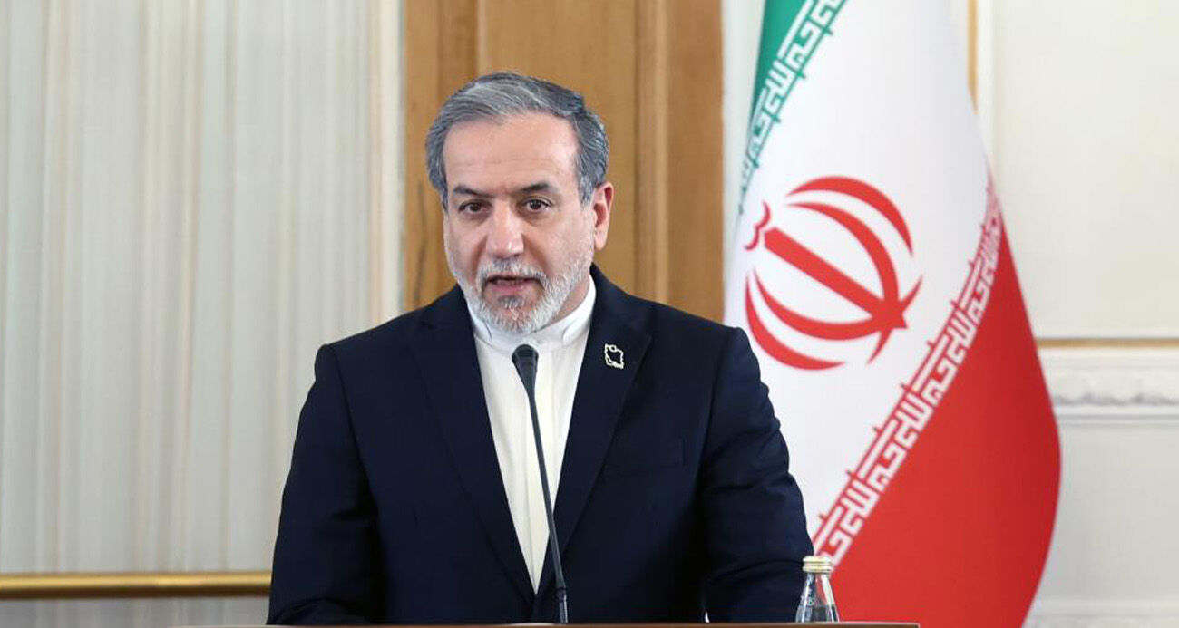 Hamaney Oldu Mu Yasiyor Mu Iran Disisleri Bakani Arakci Acikladi