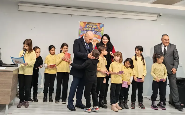 Kucuk Yazarlarımızı Secıyoruz