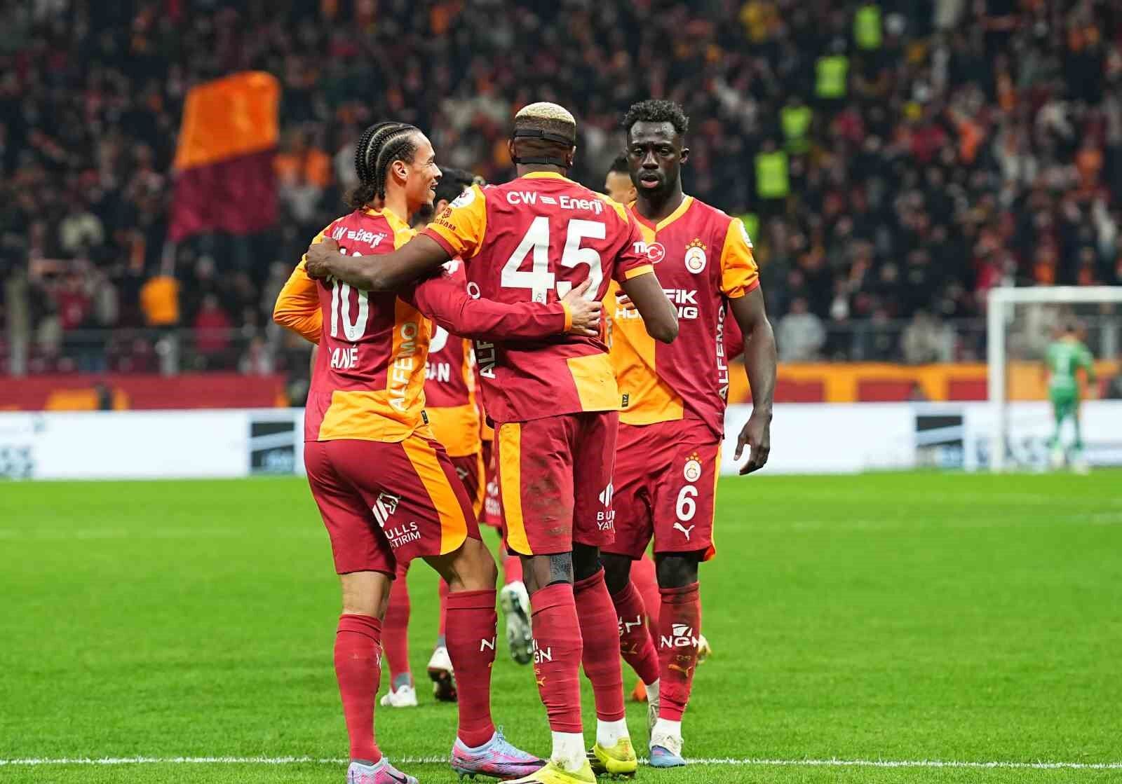 Galatasaray Alanyasporu 3 Golle Gecti