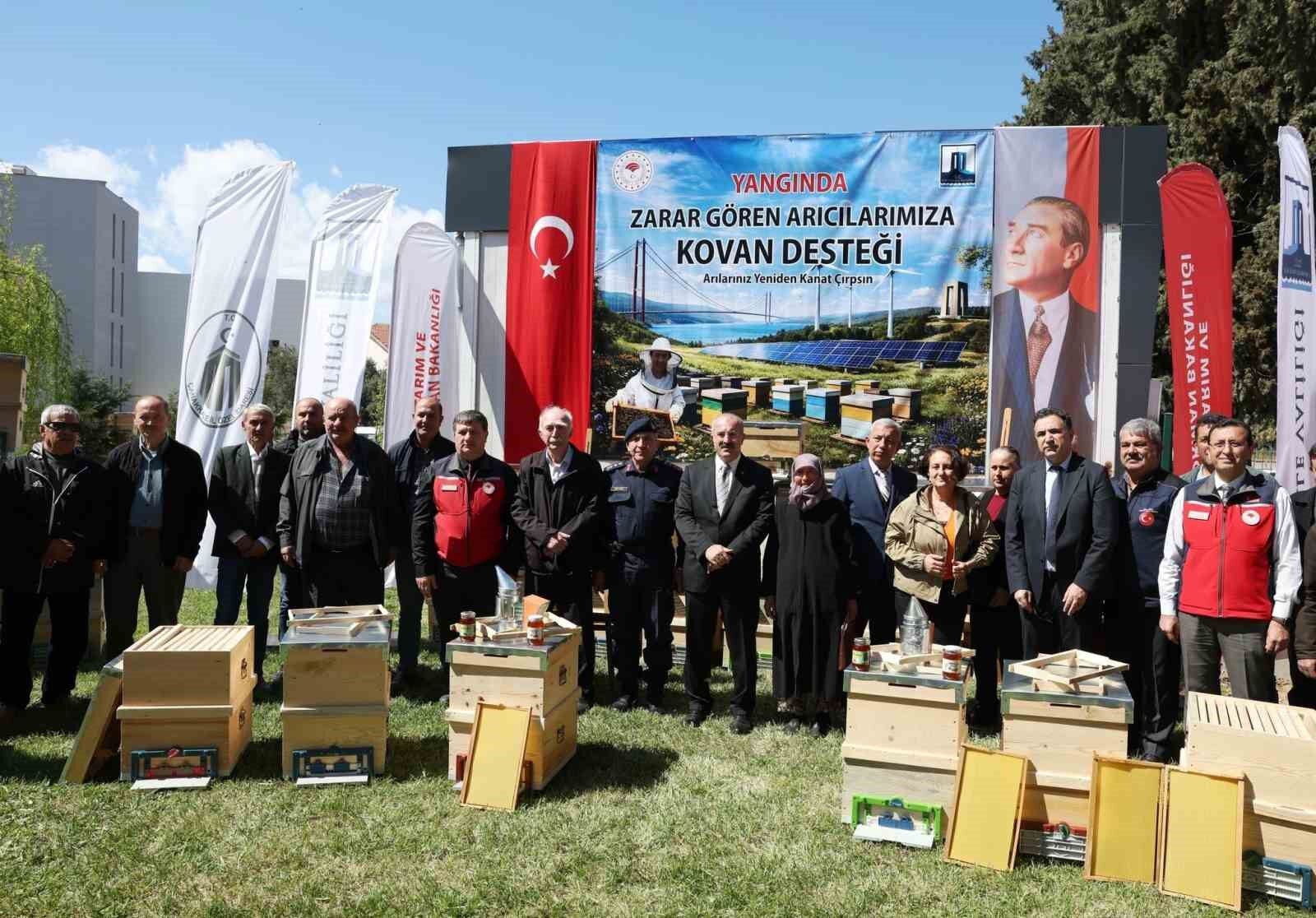 Canakkalede Yangindan Etkilenen Aricilara Destek 2
