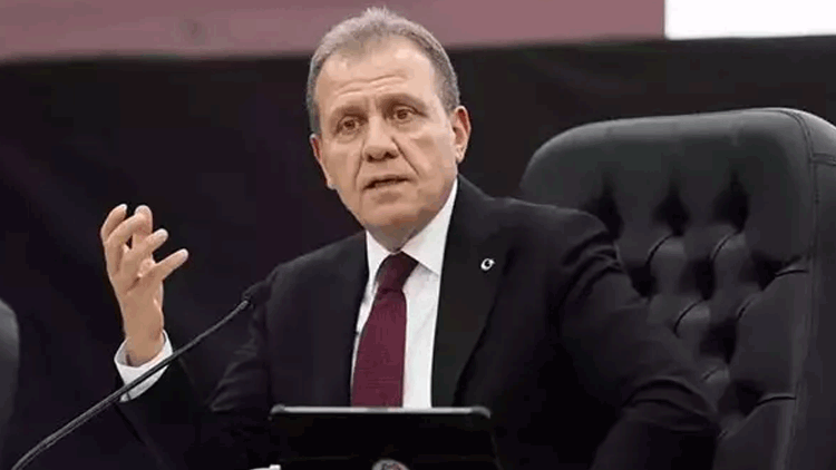 Vahap Seçer kimdir, nereli, kaç yaşında? CHP’li Mersin Büyükşehir Belediye Başkanı’nın mesleği ve görevleri