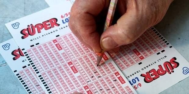 SÜPER LOTO 4 EKİM 2026 SONUÇLARI: 119. çekilişte hangi numaralar çıktı, büyük ikramiye devretti mi?