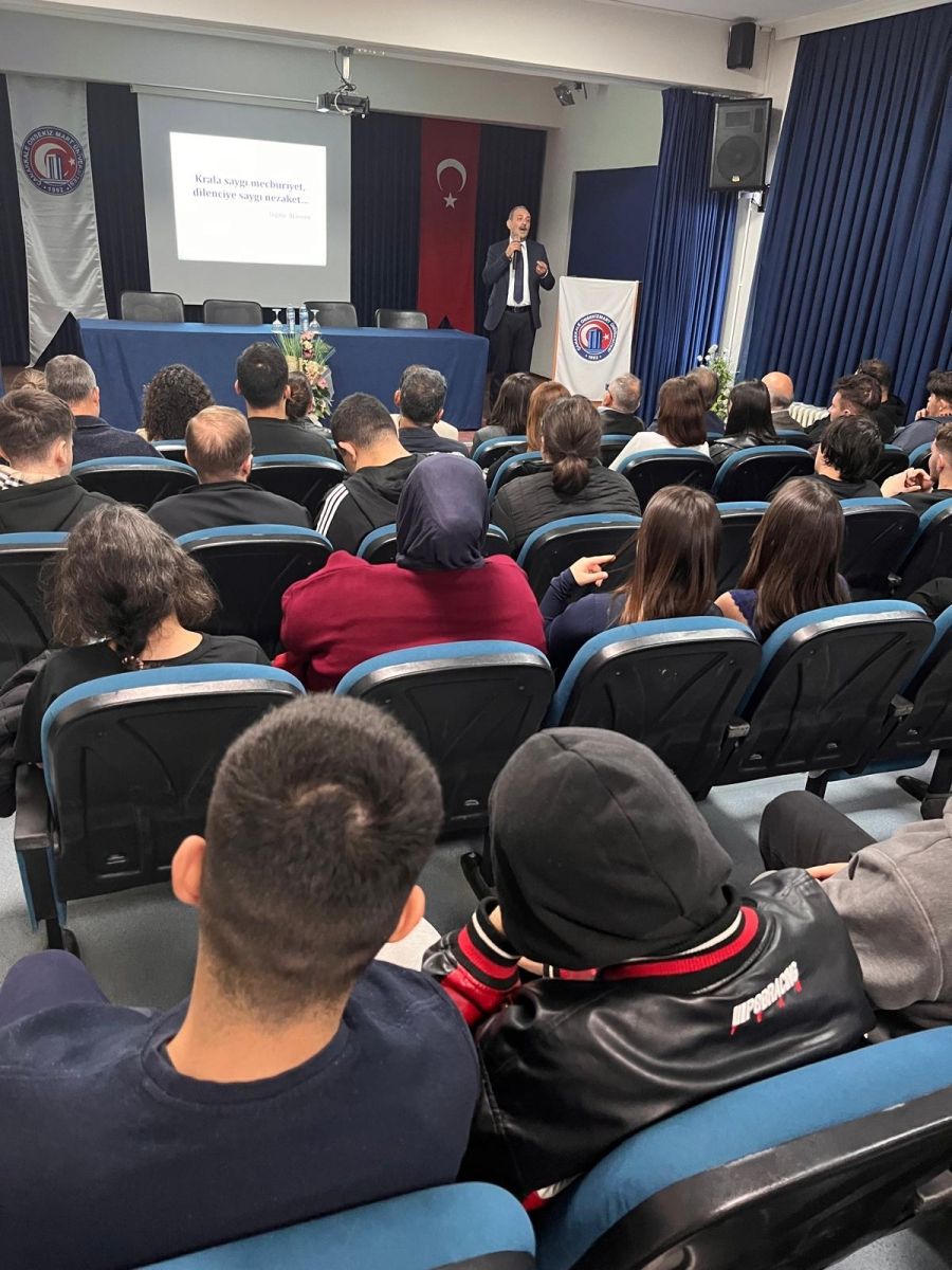 Yenice MYO’da protokol kuralları semineri düzenlendi