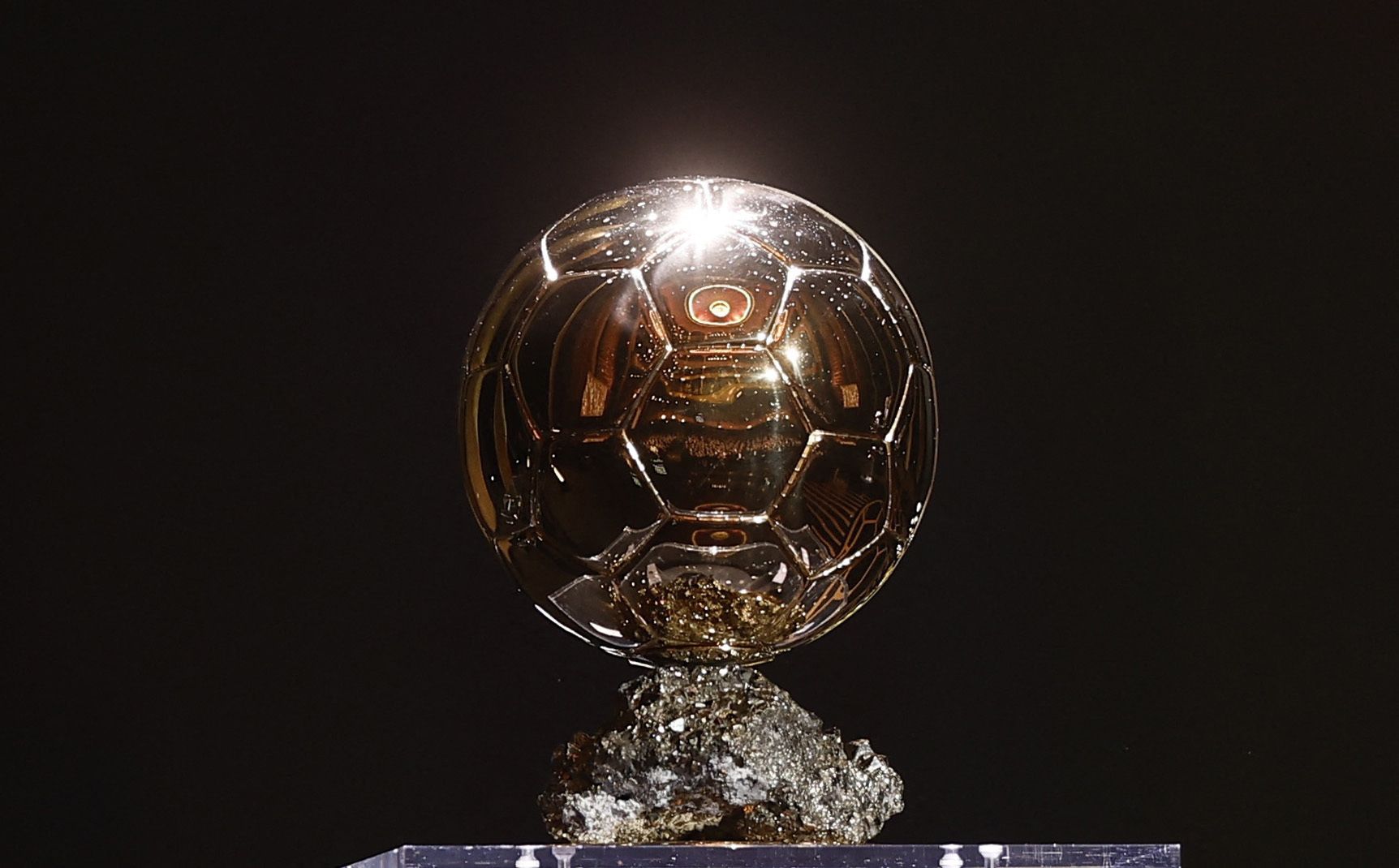 2026 Ballon d'Or'u kim kazandı, Harry Kane kaçıncı kez yılın futbolcusu oldu?